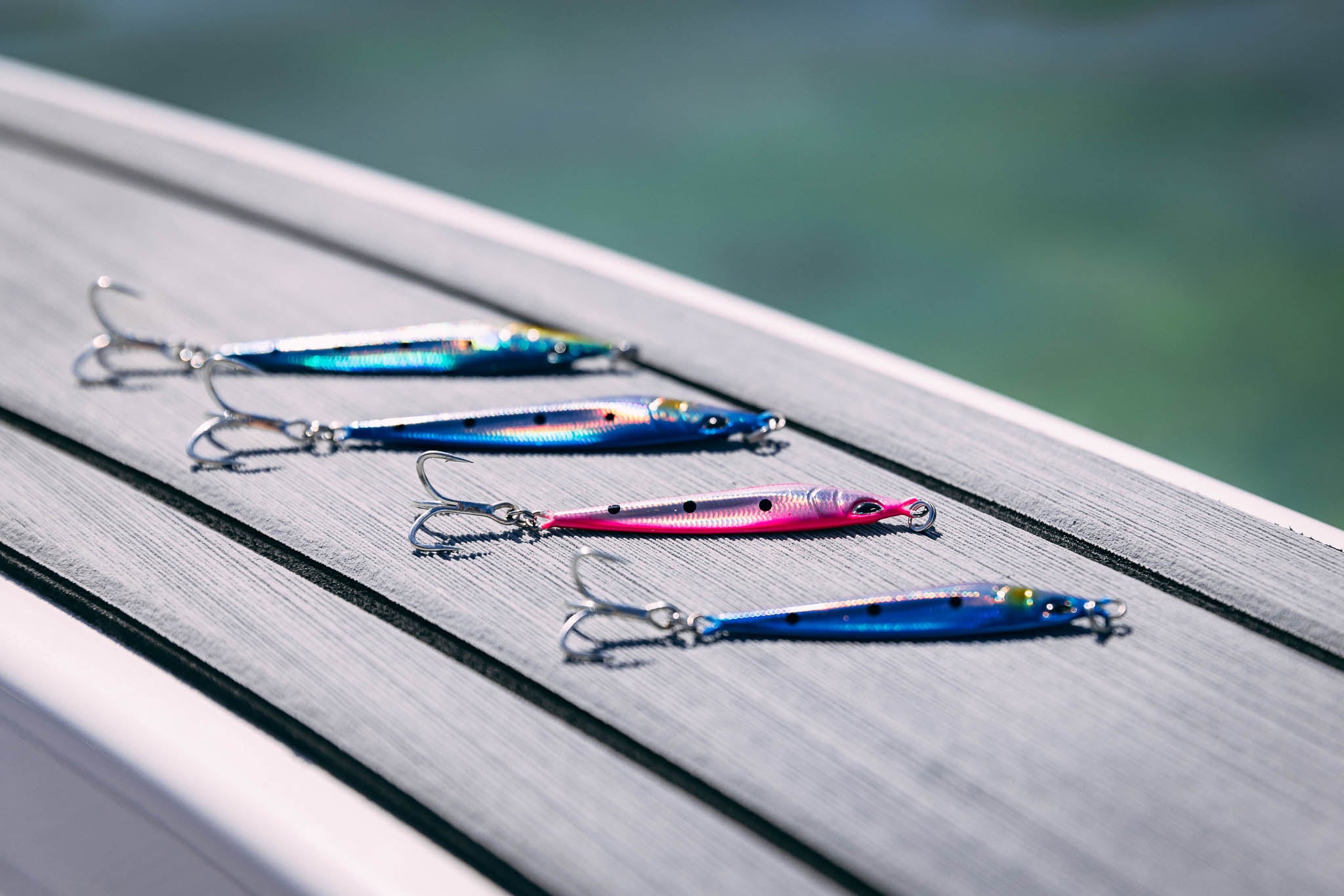 casting fishing lures Kaku (YY) Minnow (5in, 0.9oz) feeding fish Wisconsin Bass Fishing Guide |