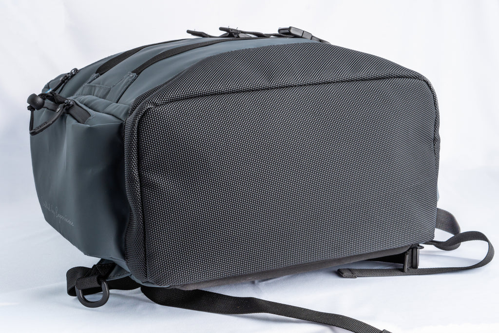 Nomad Design Large Backpack - 33L