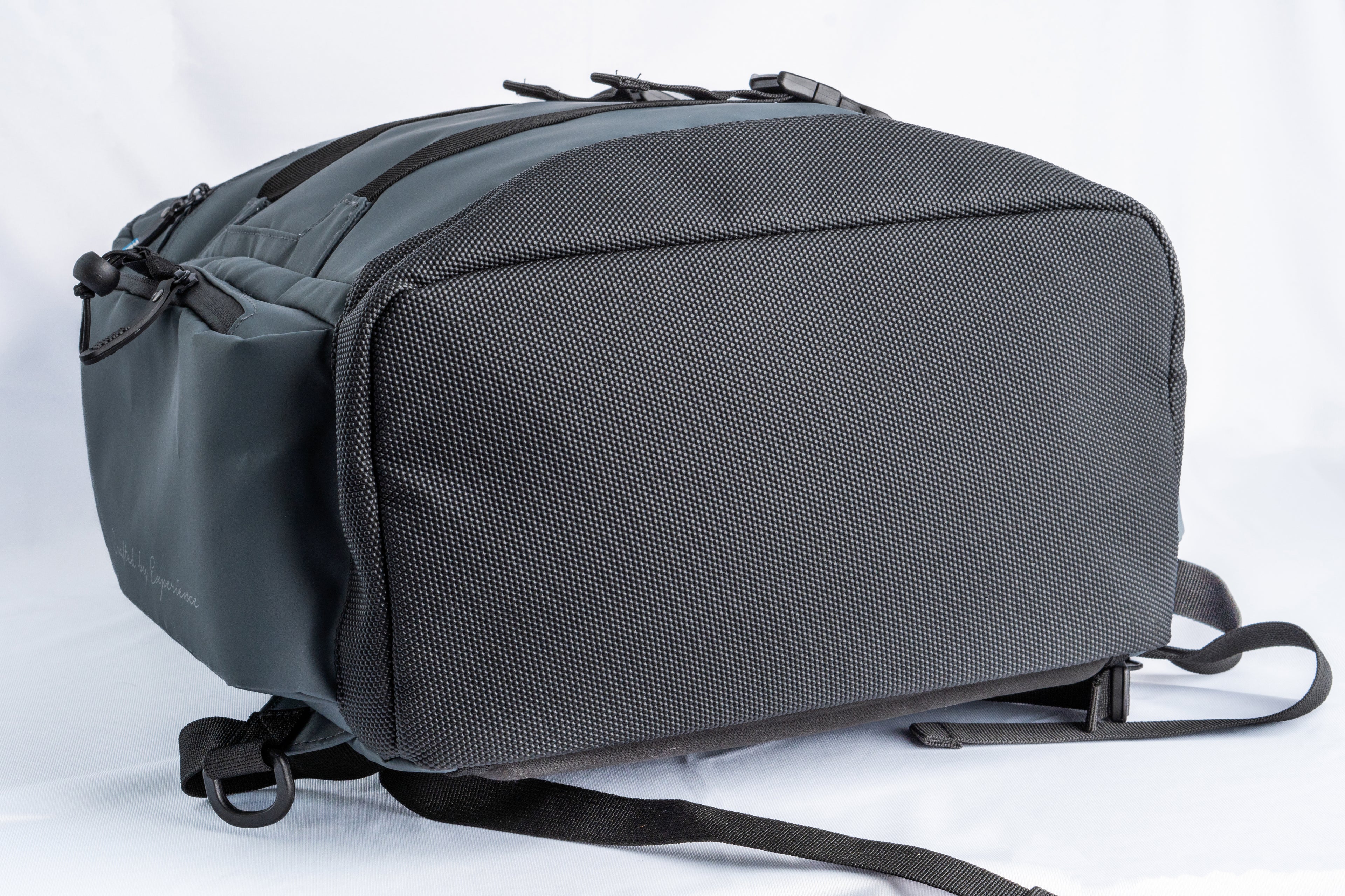 Nomad Design Large Backpack - 33L