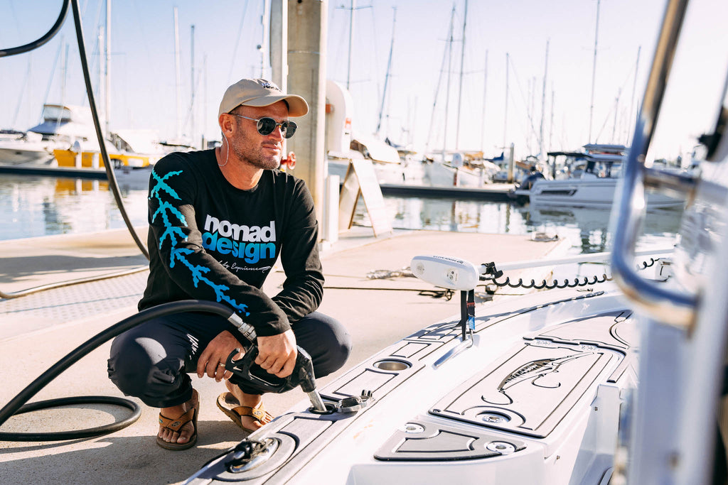 Nomad Design T-Shirt Long Sleeve - X-Rad Black